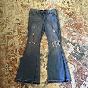 High rise vintage flare jean from hollister, 28x29, light wash